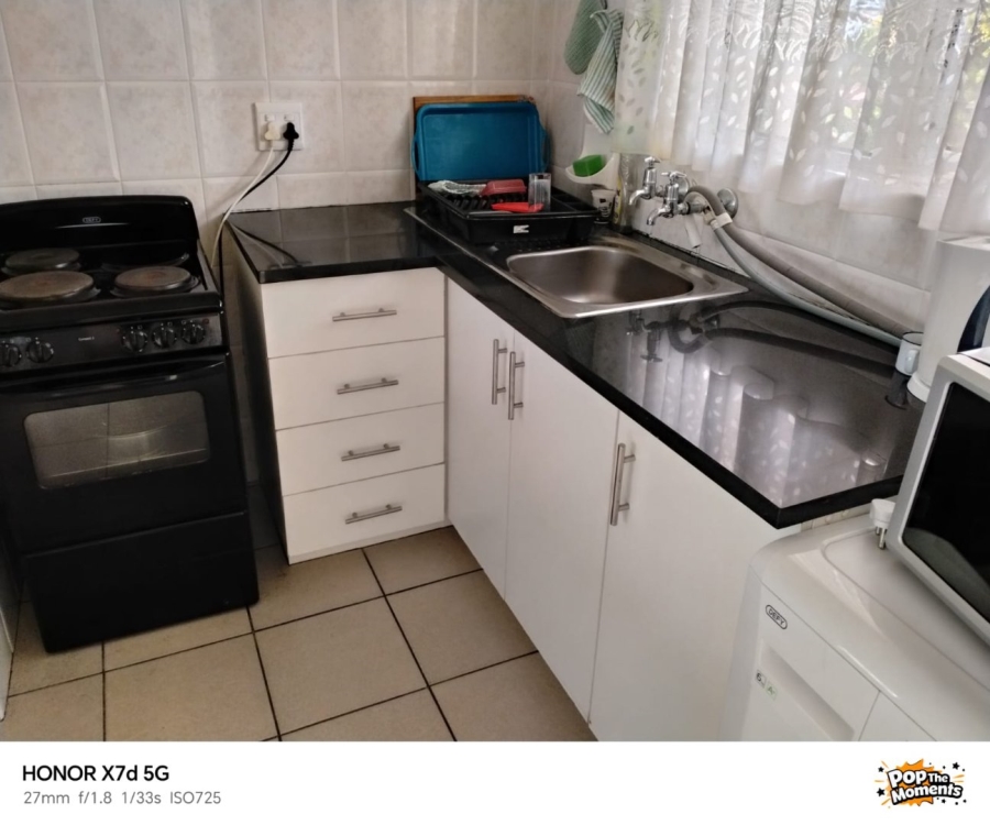 1 Bedroom Property for Sale in Scottburgh Central KwaZulu-Natal