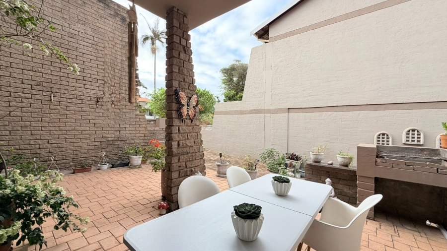 3 Bedroom Property for Sale in Uvongo KwaZulu-Natal