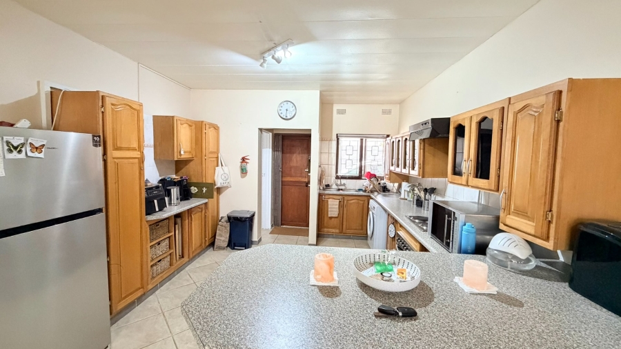 3 Bedroom Property for Sale in Uvongo KwaZulu-Natal