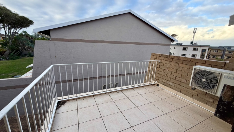 3 Bedroom Property for Sale in Uvongo KwaZulu-Natal