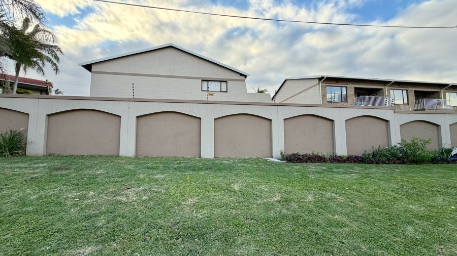 3 Bedroom Property for Sale in Uvongo KwaZulu-Natal