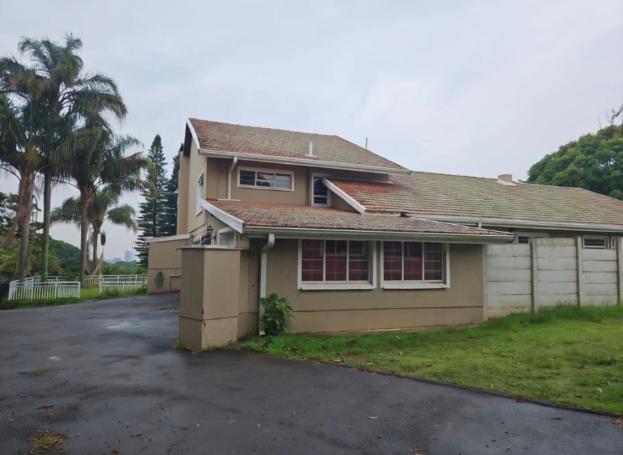 4 Bedroom Property for Sale in Amanzimtoti KwaZulu-Natal