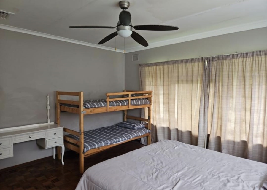 4 Bedroom Property for Sale in Amanzimtoti KwaZulu-Natal