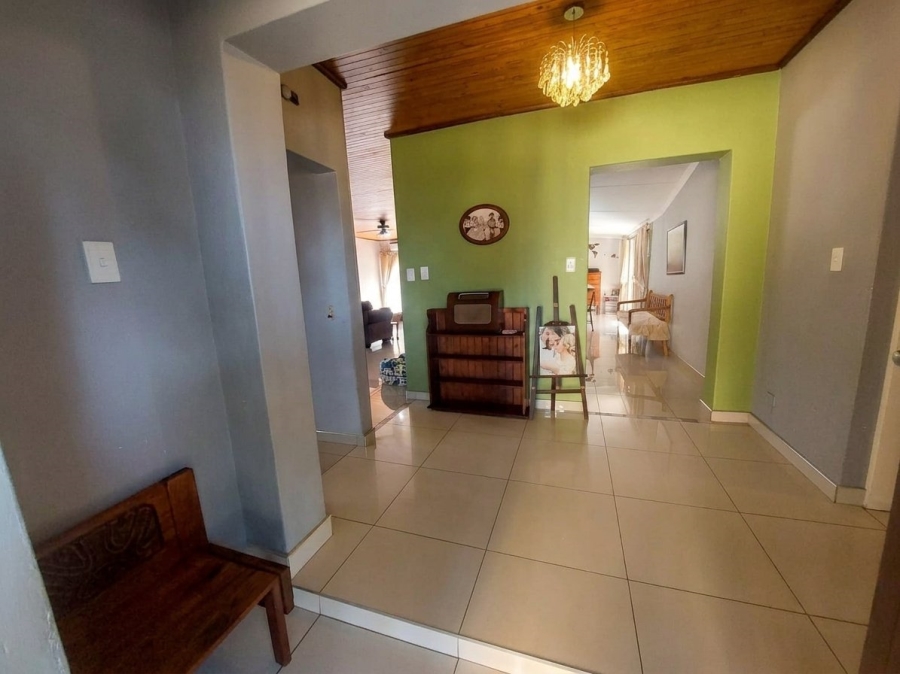 4 Bedroom Property for Sale in Huttenheights KwaZulu-Natal