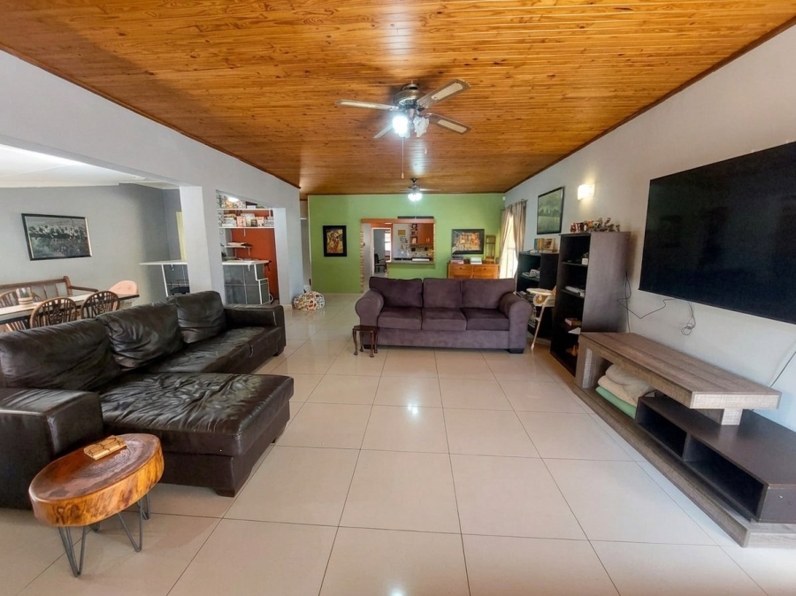 4 Bedroom Property for Sale in Huttenheights KwaZulu-Natal
