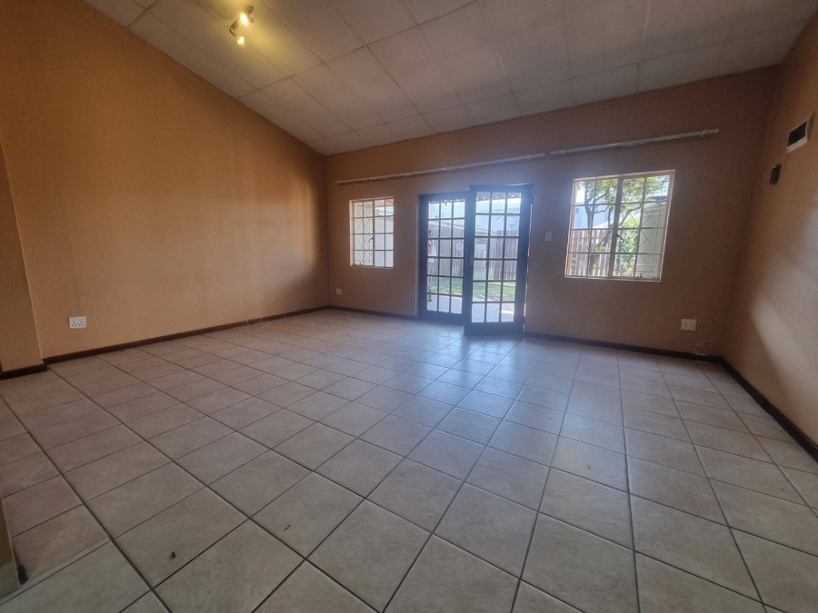 2 Bedroom Property for Sale in Chase Valley KwaZulu-Natal