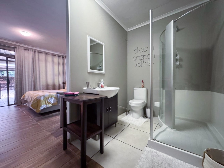 8 Bedroom Property for Sale in Huttenheights KwaZulu-Natal