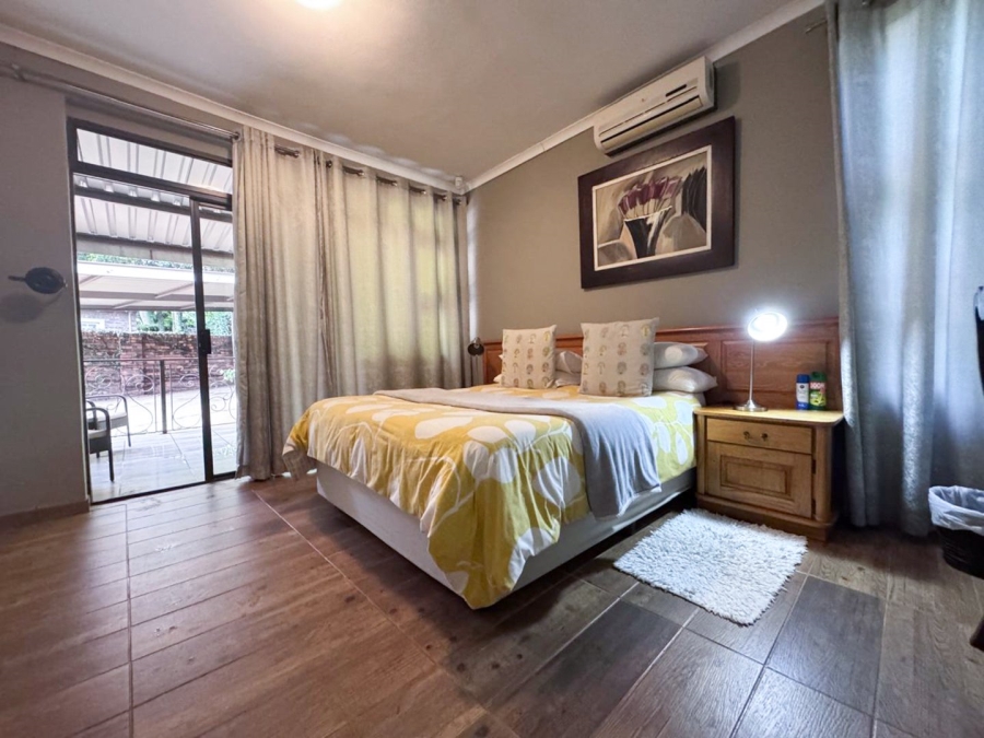 8 Bedroom Property for Sale in Huttenheights KwaZulu-Natal
