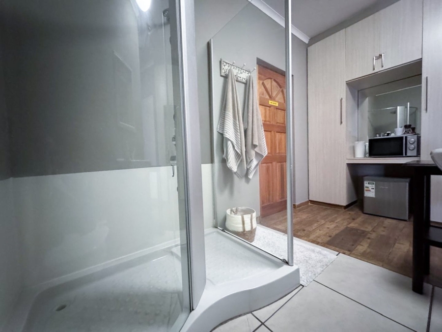 8 Bedroom Property for Sale in Huttenheights KwaZulu-Natal