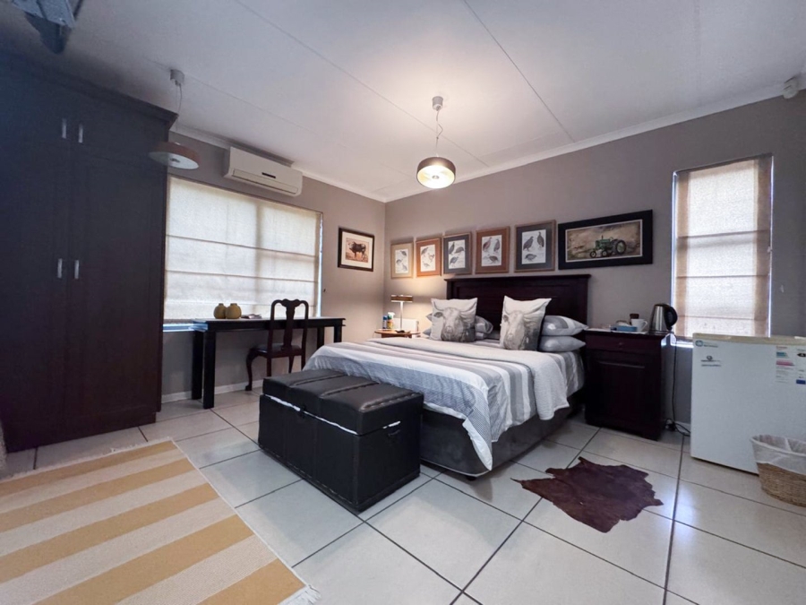 8 Bedroom Property for Sale in Huttenheights KwaZulu-Natal