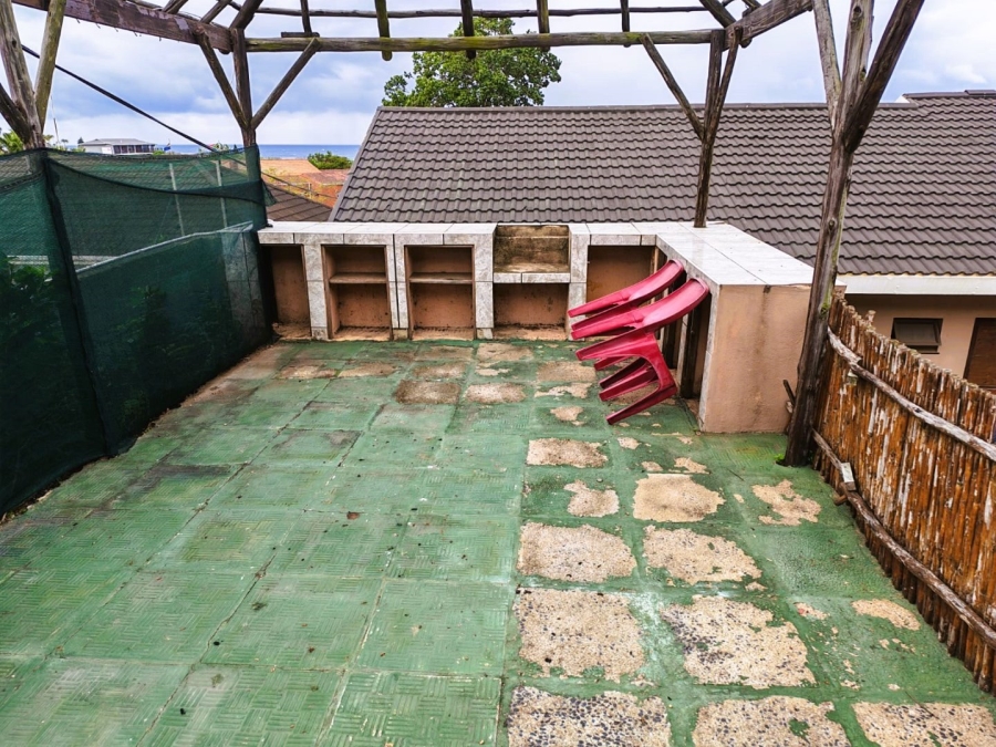 To Let 2 Bedroom Property for Rent in Hibberdene KwaZulu-Natal
