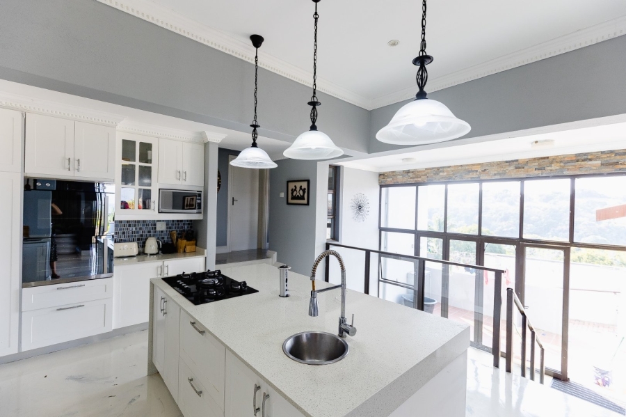 5 Bedroom Property for Sale in Shelly Beach KwaZulu-Natal