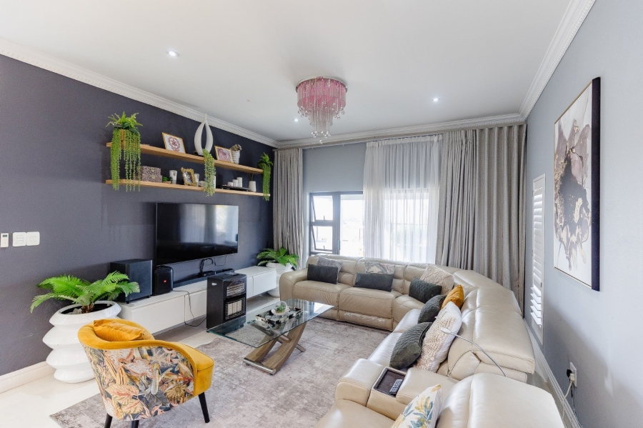 5 Bedroom Property for Sale in Shelly Beach KwaZulu-Natal