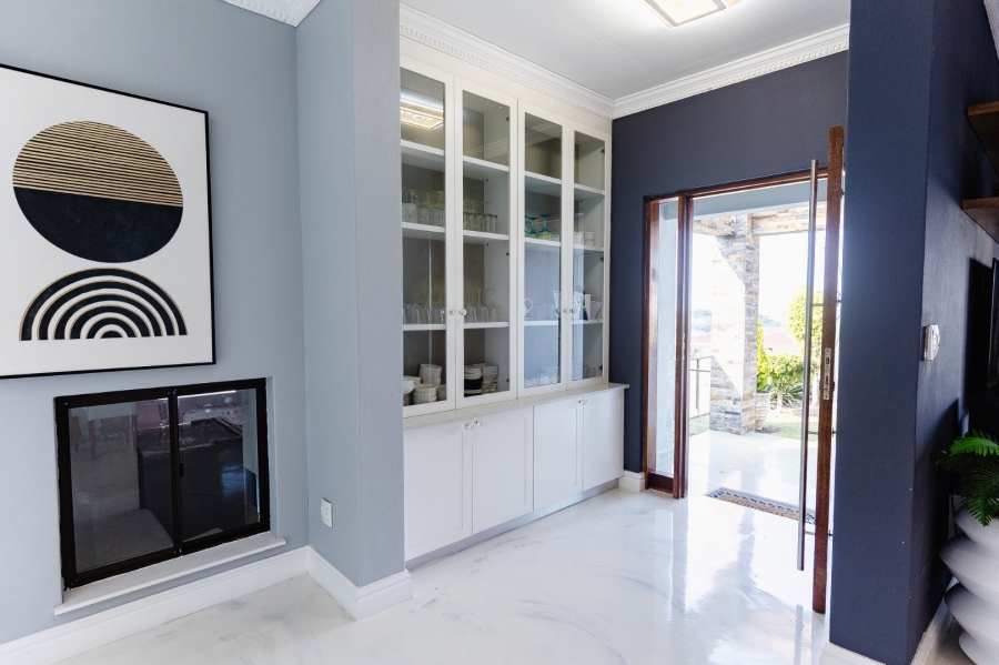 5 Bedroom Property for Sale in Shelly Beach KwaZulu-Natal
