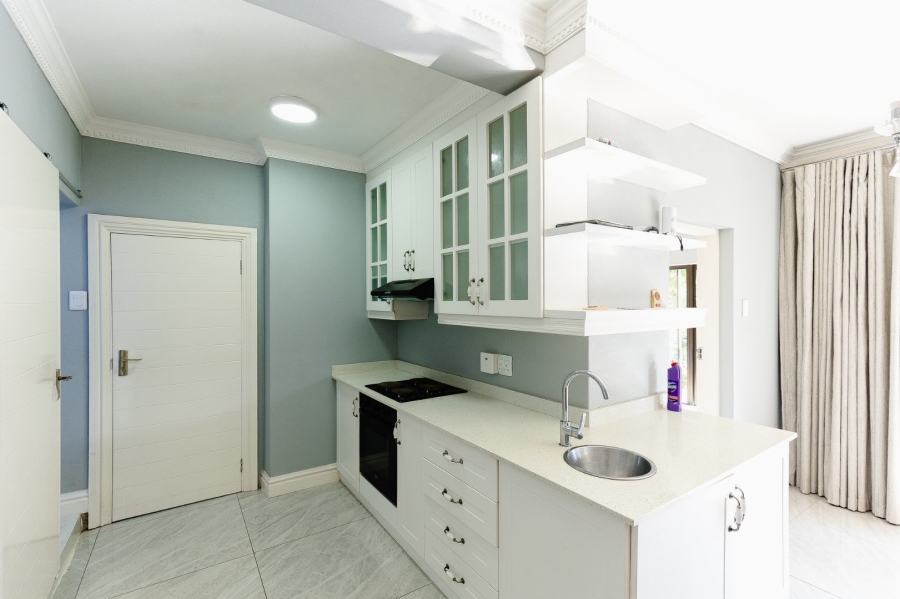 5 Bedroom Property for Sale in Shelly Beach KwaZulu-Natal