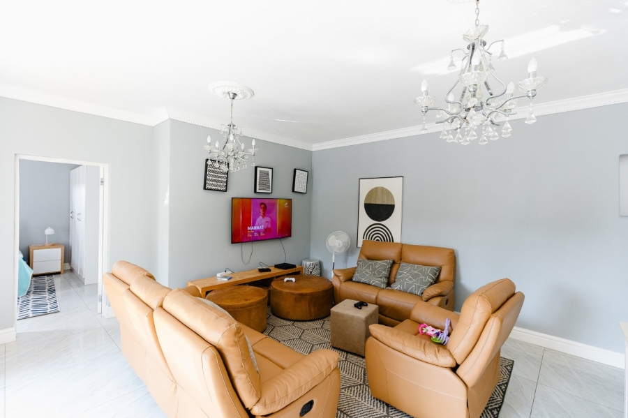 5 Bedroom Property for Sale in Shelly Beach KwaZulu-Natal