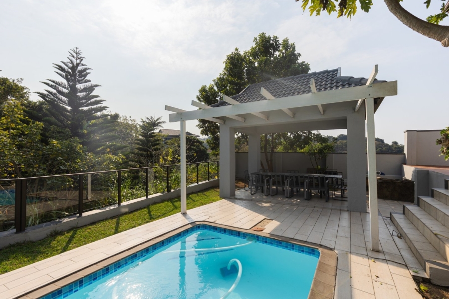 5 Bedroom Property for Sale in Shelly Beach KwaZulu-Natal