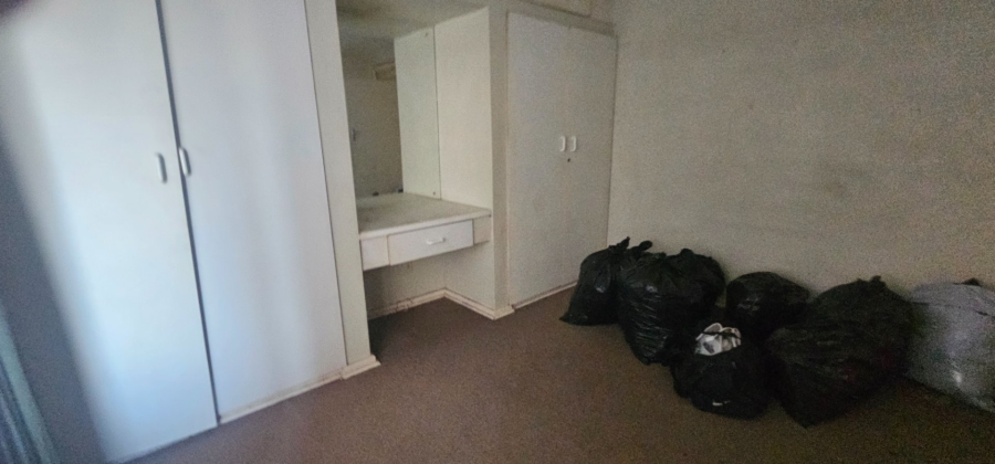 1 Bedroom Property for Sale in Esplanade KwaZulu-Natal