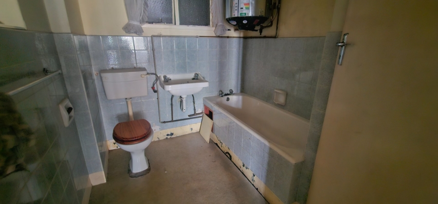 1 Bedroom Property for Sale in Esplanade KwaZulu-Natal
