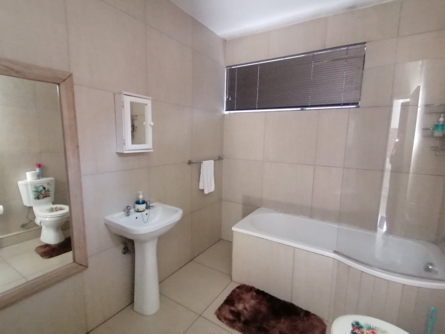 6 Bedroom Property for Sale in Westville KwaZulu-Natal