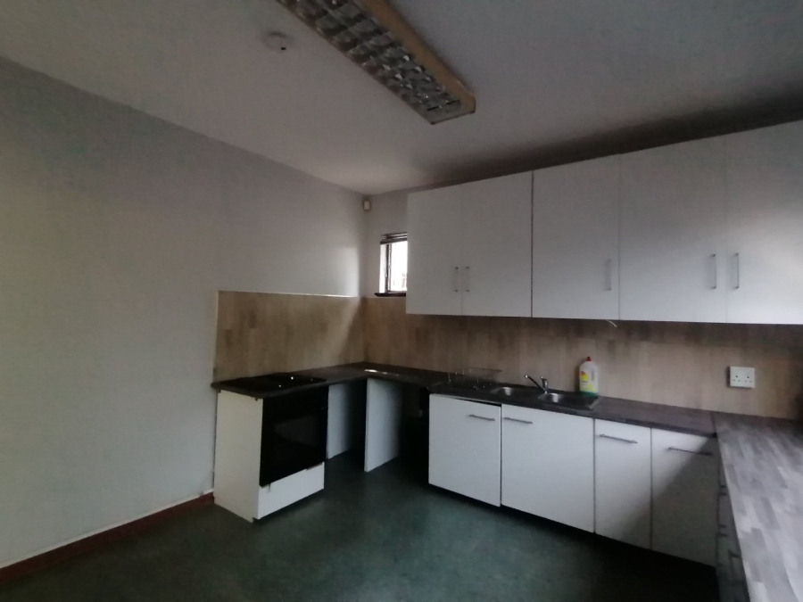 6 Bedroom Property for Sale in Westville KwaZulu-Natal