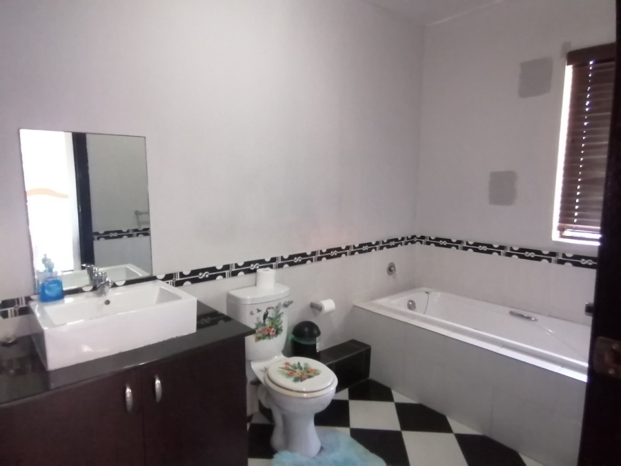 6 Bedroom Property for Sale in Westville KwaZulu-Natal