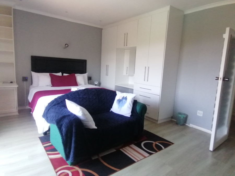 6 Bedroom Property for Sale in Westville KwaZulu-Natal