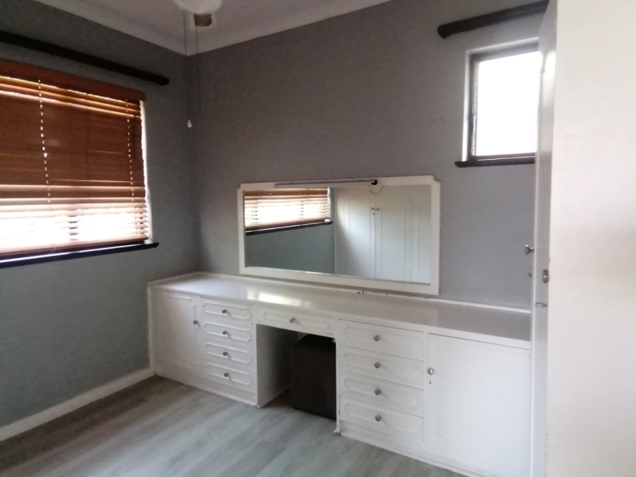 6 Bedroom Property for Sale in Westville KwaZulu-Natal