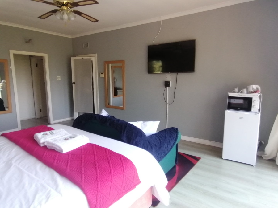 6 Bedroom Property for Sale in Westville KwaZulu-Natal
