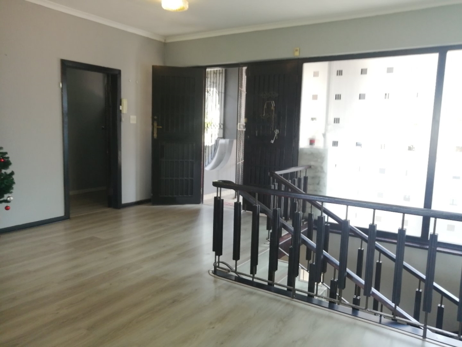 6 Bedroom Property for Sale in Westville KwaZulu-Natal