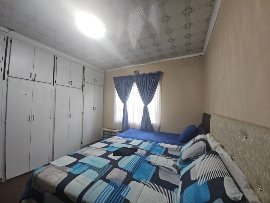 4 Bedroom Property for Sale in Lennoxton KwaZulu-Natal
