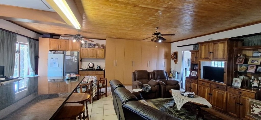 3 Bedroom Property for Sale in Hibberdene KwaZulu-Natal