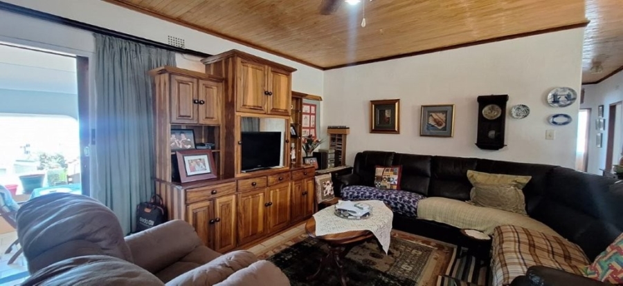 3 Bedroom Property for Sale in Hibberdene KwaZulu-Natal