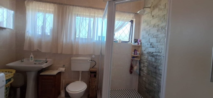 3 Bedroom Property for Sale in Hibberdene KwaZulu-Natal