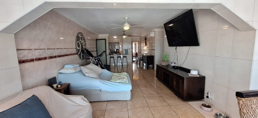3 Bedroom Property for Sale in Hibberdene KwaZulu-Natal