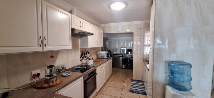 3 Bedroom Property for Sale in Hibberdene KwaZulu-Natal