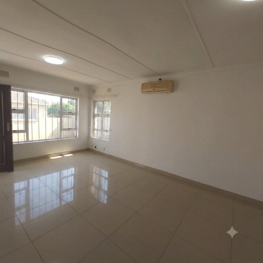 4 Bedroom Property for Sale in Isipingo Hills KwaZulu-Natal