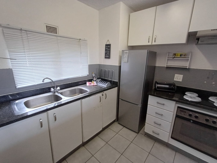 2 Bedroom Property for Sale in Uvongo Beach KwaZulu-Natal