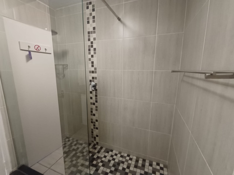 2 Bedroom Property for Sale in Uvongo Beach KwaZulu-Natal