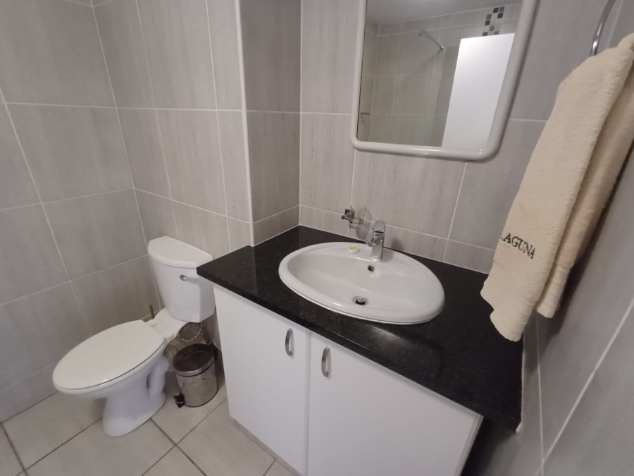 2 Bedroom Property for Sale in Uvongo Beach KwaZulu-Natal