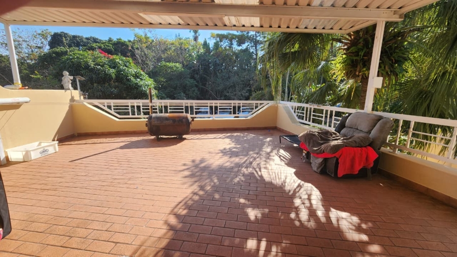 3 Bedroom Property for Sale in St Michaels On Sea KwaZulu-Natal