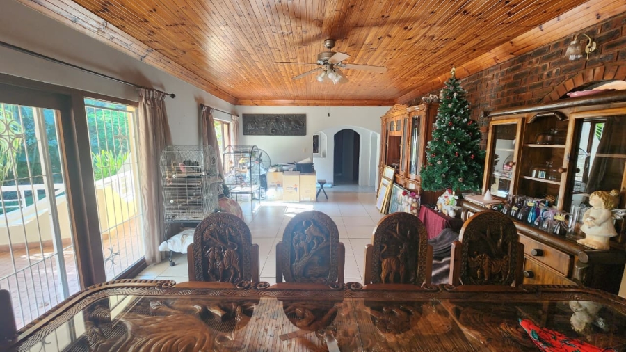 3 Bedroom Property for Sale in St Michaels On Sea KwaZulu-Natal