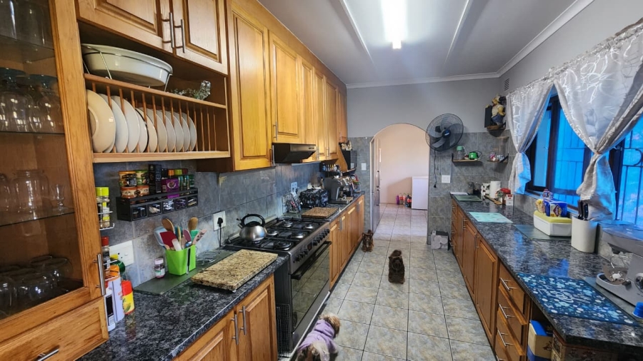 3 Bedroom Property for Sale in St Michaels On Sea KwaZulu-Natal