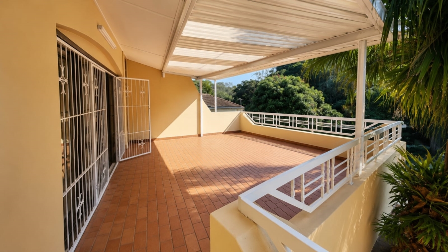 3 Bedroom Property for Sale in St Michaels On Sea KwaZulu-Natal
