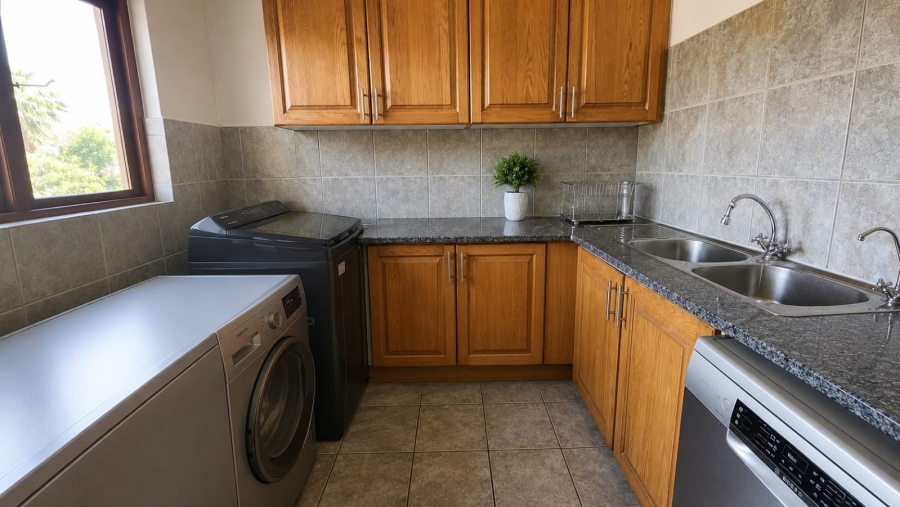 3 Bedroom Property for Sale in St Michaels On Sea KwaZulu-Natal
