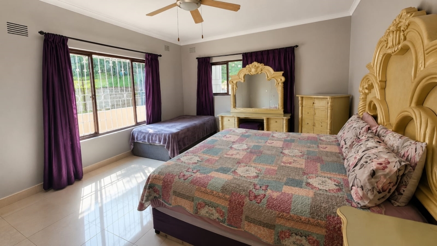 3 Bedroom Property for Sale in St Michaels On Sea KwaZulu-Natal