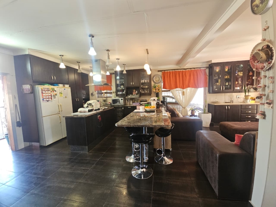 3 Bedroom Property for Sale in Barry Hertzog Park KwaZulu-Natal