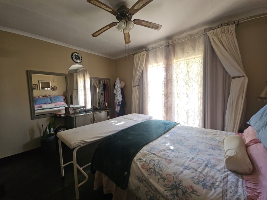 3 Bedroom Property for Sale in Barry Hertzog Park KwaZulu-Natal