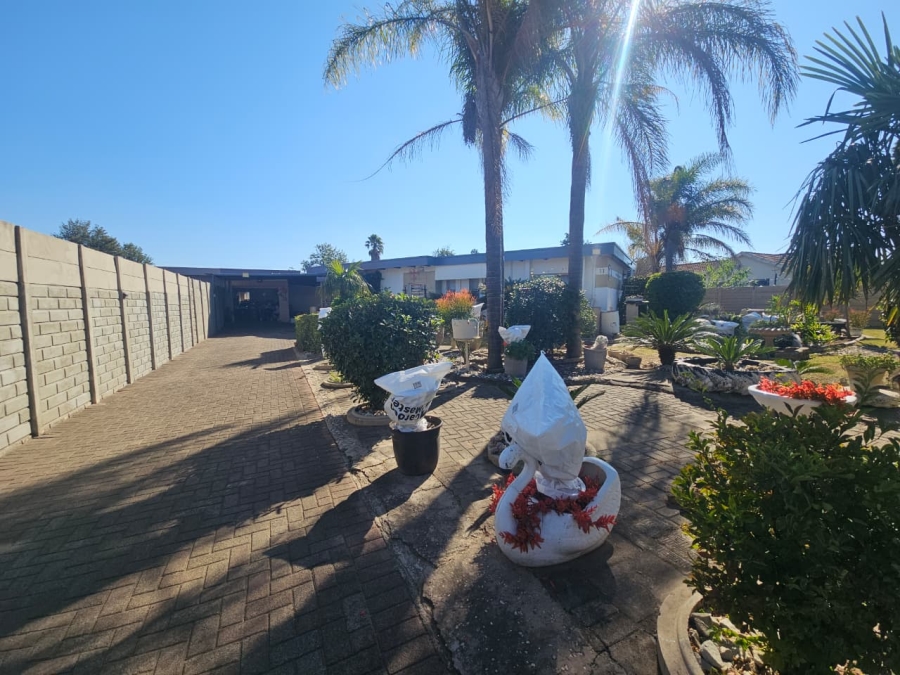 3 Bedroom Property for Sale in Barry Hertzog Park KwaZulu-Natal