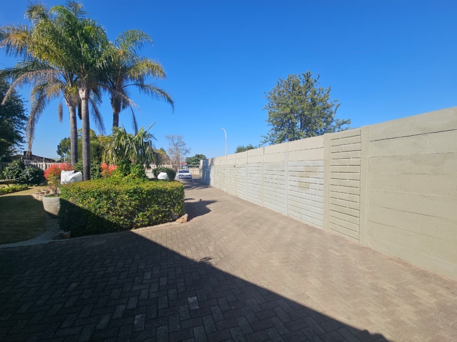 3 Bedroom Property for Sale in Barry Hertzog Park KwaZulu-Natal